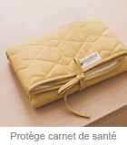 Prot&egrave;ge carnet de sant&eacute;