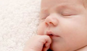 Utilisation du babyphone : plutôt pour ou contre ?